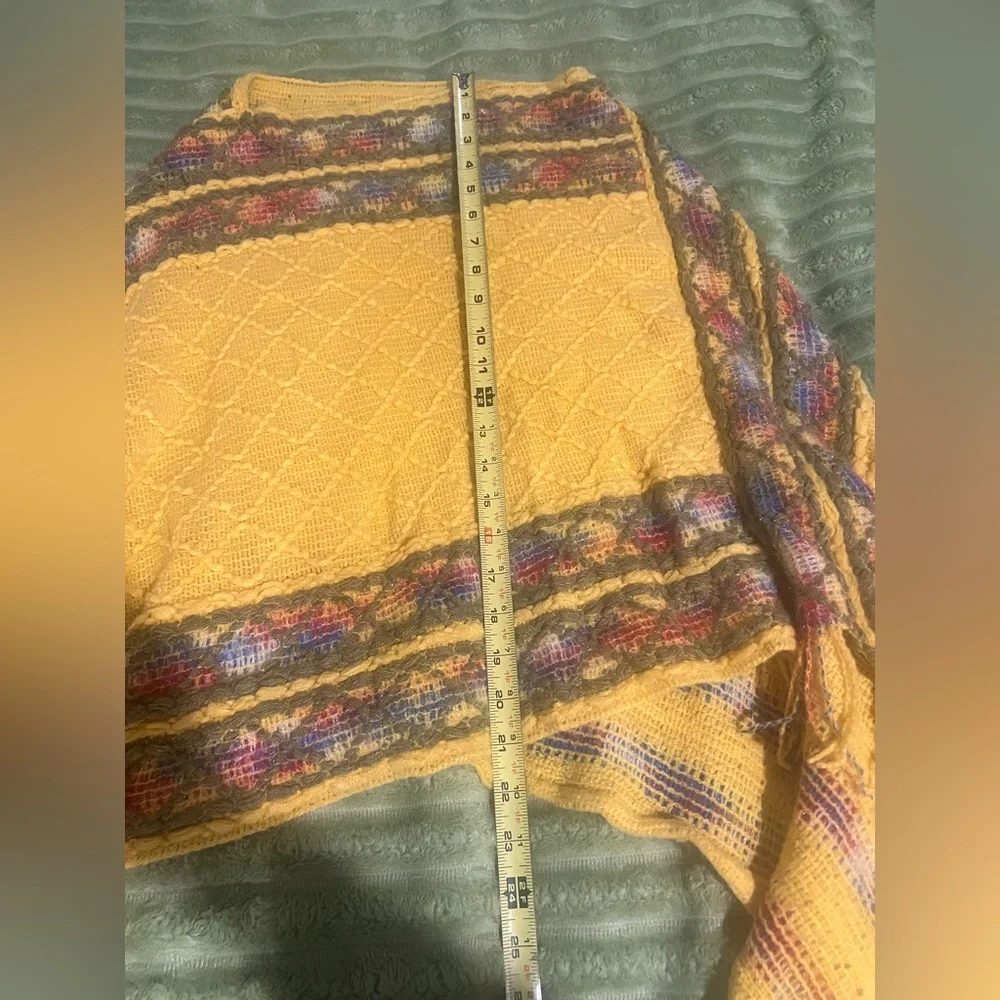 Yellow Boho Knit Poncho Lightweight Spring Layer Beach Wrap OS - Picture 15 of 15
